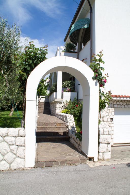 Apartments Zlatko & Mira Dorcic Baška Exterior foto